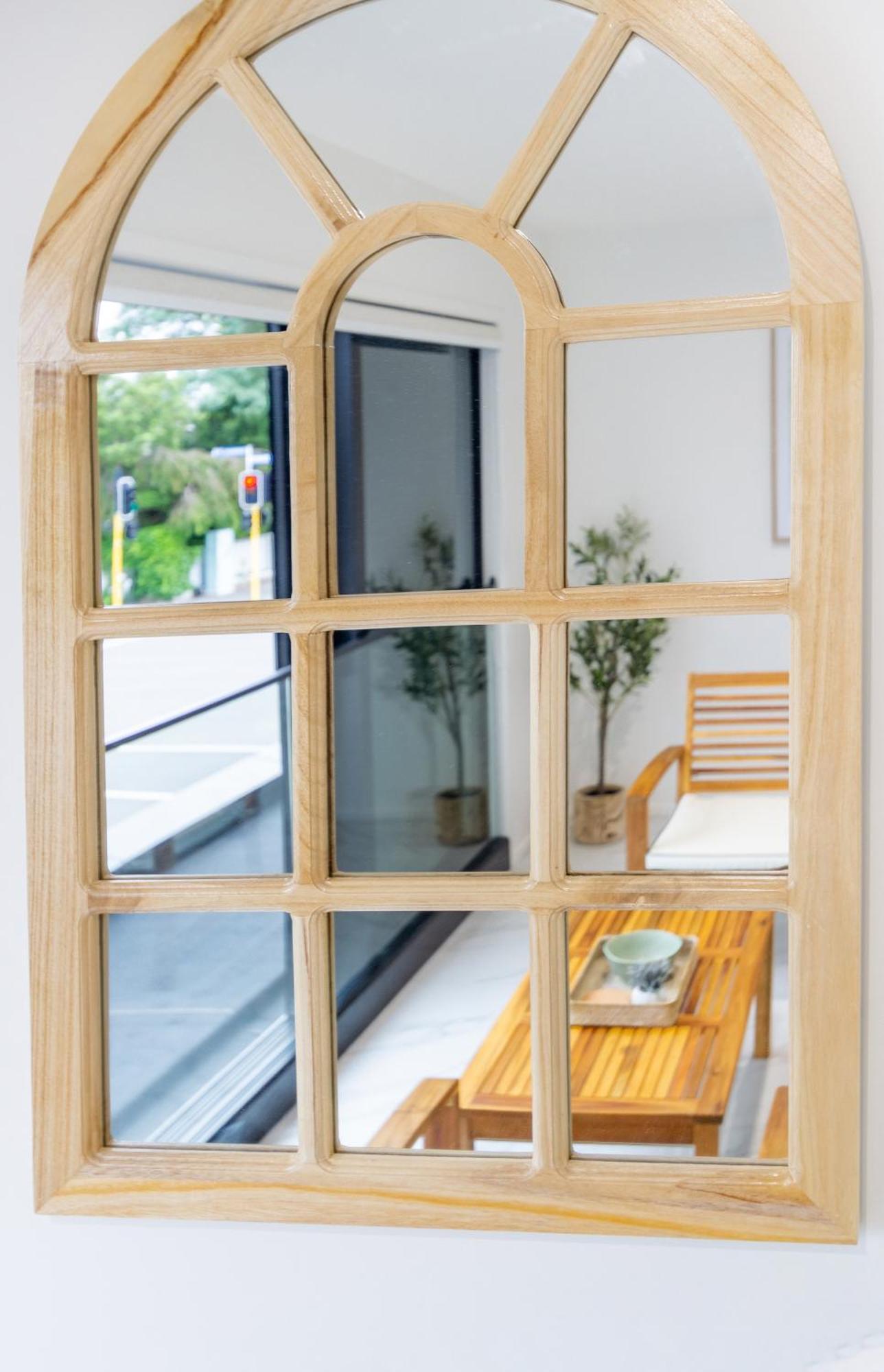 Urban Retreat: 2-Br Gem In Central Christchurch Appartement Buitenkant foto
